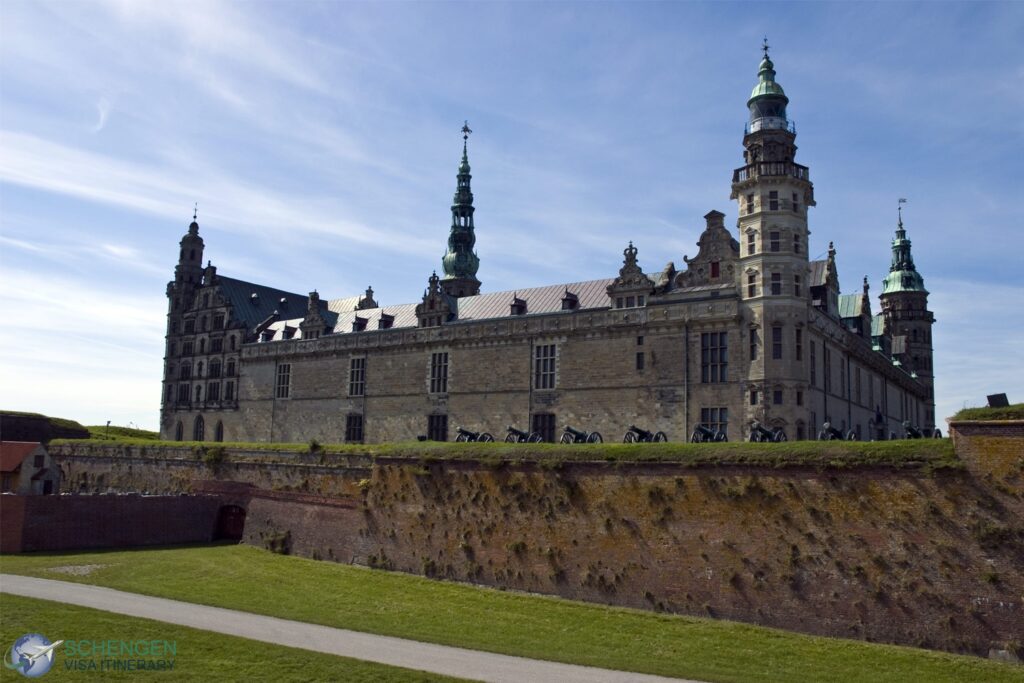 Kronborg slot Helsingor - Top 10 tourist places in Denmark
