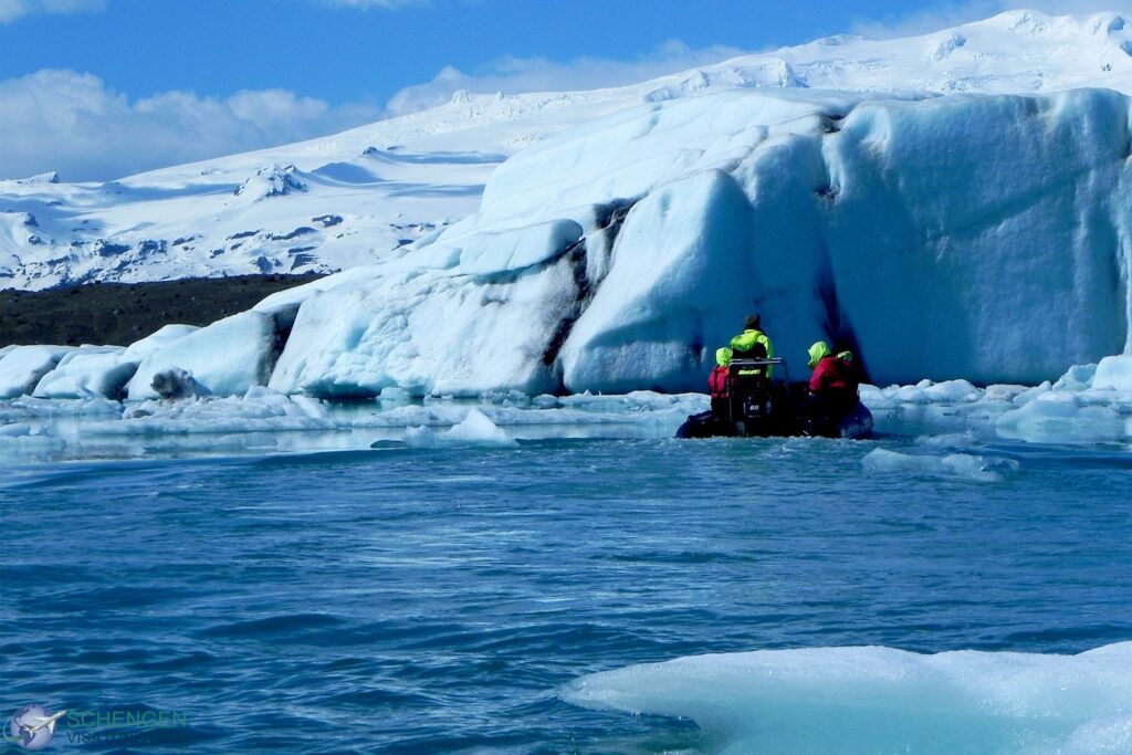 Glacial Lagoon - Top 10 famous places to visit in Iceland