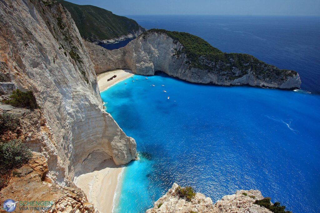 Greece Islands - Top 10 tourist attractions to visit in Greece - Schengen